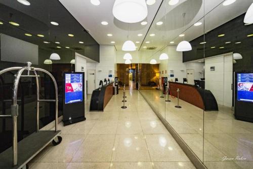 Savassi Hotel | Premier 4-Star Hotel with Pool & Pet-Friendly Amenities
