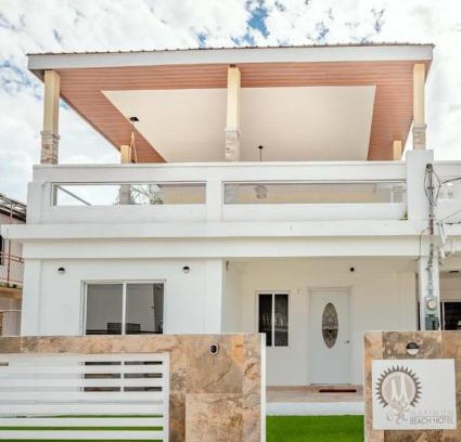 Corozal Hotel | Maximum Beach Hotel