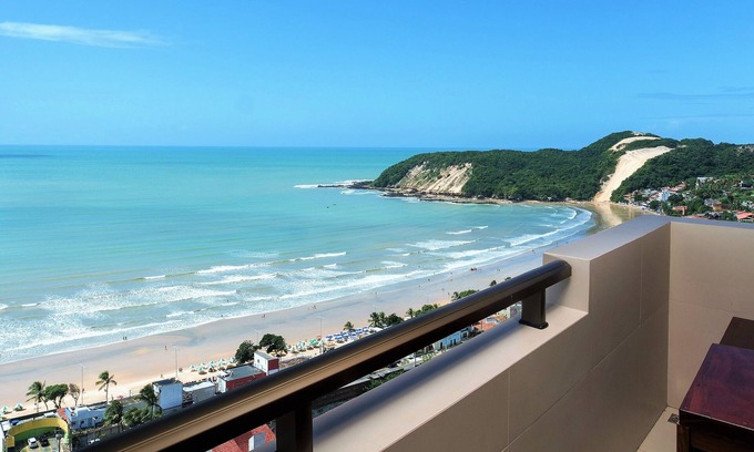 Ponta Negra Apartment | Budget-Friendly Maximum Home with Pool & Family Amenities