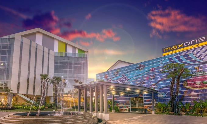 Panakkukang Hotel | Discover MaxOneHotels.com Resort Makassar - Rated 8.8/10