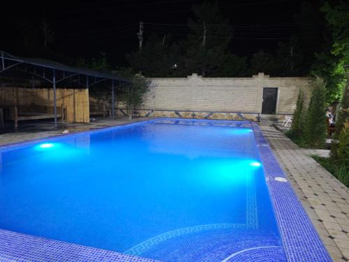 Bukhara Province Hotel | Delight in May Weather Resort: Oceanfront Bliss Awaits