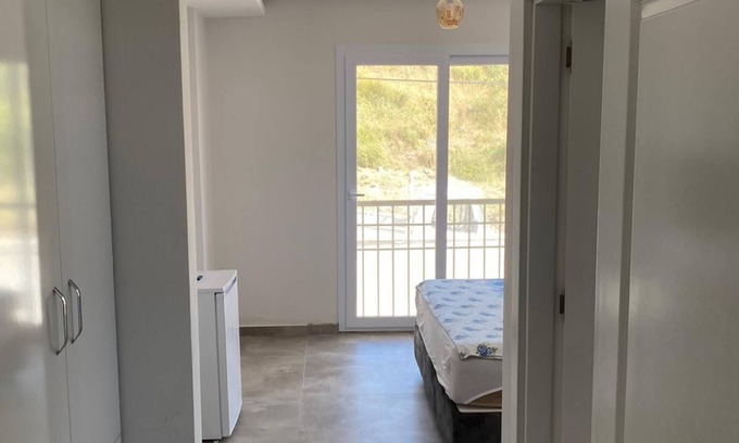 Yumurtalik Apartment | Family-Friendly Stay at Maya Apart with Breakfast Included