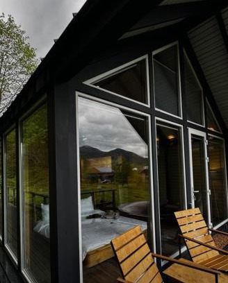 Mykulychyn Ski Chalet | Mayak Chalet Resort модульний будиночок
