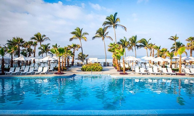 Playa Diamante Apartment | Relax at Mayan Palace with Ocean Views and Spa Amenities