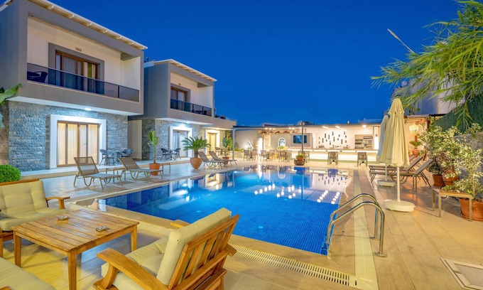 Bodrum City Center House | Discover Maye Residence: Ocean View, Pool & Spa Retreat