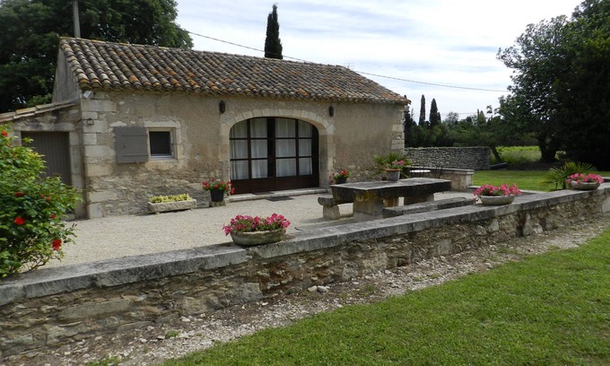 St.-Remy-de-Provence Other | Top-Rated Stay at Mazet St Remy de Provence with Lake Views