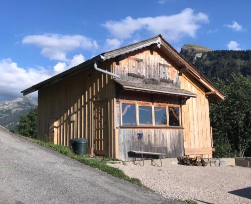 Morzine Ski Chalet | Mesmerizing Oceanfront Retreat - Mazot Hirondelle