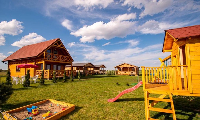 Bogacko Villa | Discover Mazurska Przystań: Family-Friendly Retreat