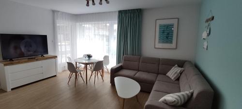 Trygort Apartment | Experience Mazurski Relax: Oceanfront Bliss Awaits You