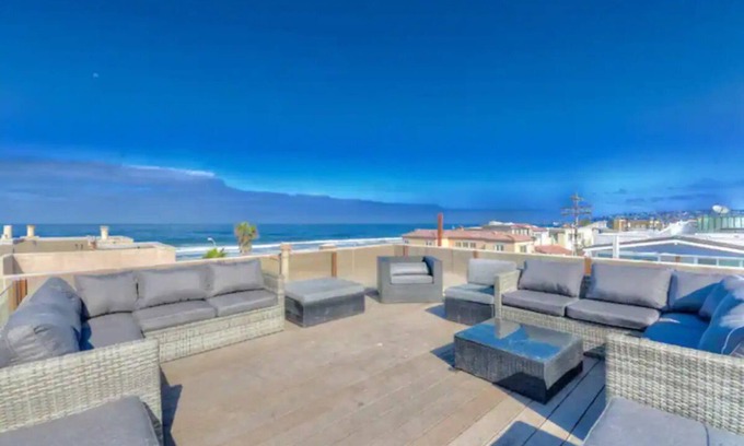 South Mission Beach Apartment | MB 2 Condos 4BR/4BA+2 Lofts+Rooftop Deck by Sand