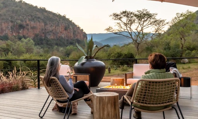 Schoemanskloof Cabin | Discover Mbizane Escarpment Retreat: 10/10 Guest Rated Escape