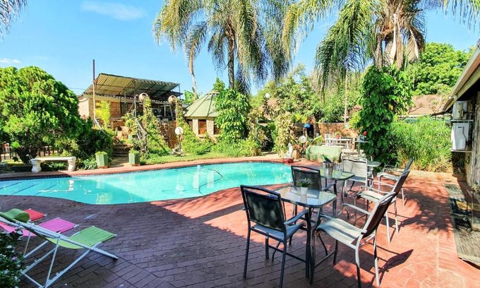 Lephalale House | Budget-Friendly Stay at MBS Guest House with Pool & Breakfast
