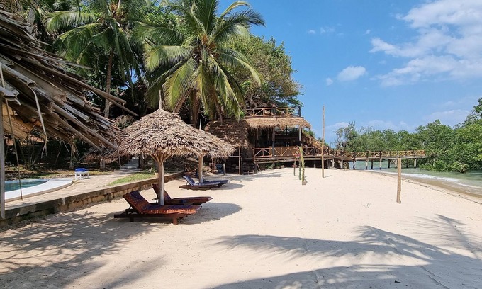 Mbweni Hotel | Discover Mbweni Ruins & Gardens: Ocean View Oasis