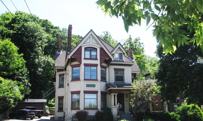 Hamilton House | Discover McBayne House: Guest Rated 9/10 Experience