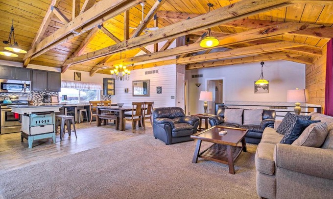 McCall House | Family-Friendly McCall Retreat with Hot Tub near Downtown