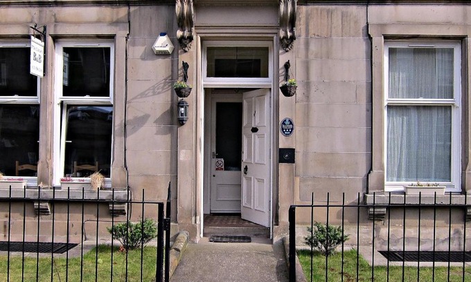 Bonnington Bed & Breakfast | Exceptional McCrae's Bed and Breakfast with Family-Friendly Dining