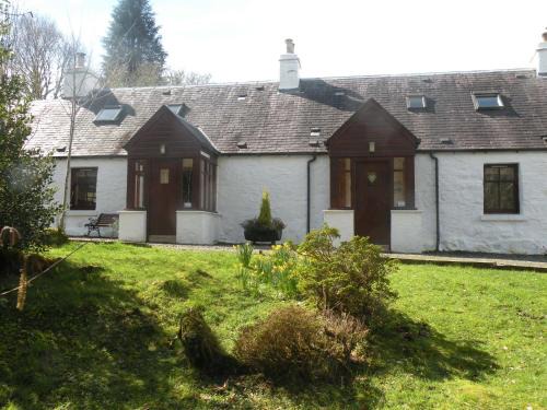 Saint Catherines House | Pet-Friendly McHugh and Loudon Cottages with Ocean Views