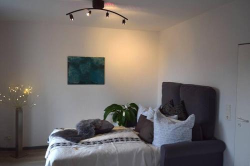 Magdeburg Apartment | Neu Stadtfeld Appartement with Balcony and Great Amenities