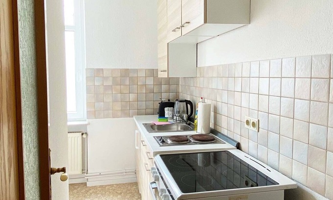 Magdeburg Apartment | Comfortable Md07 Apartment in Magdeburg with Kitchenette