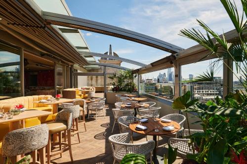 Temple Hotel | Elegant ME London by Melia in Covent Garden - Pet Friendly