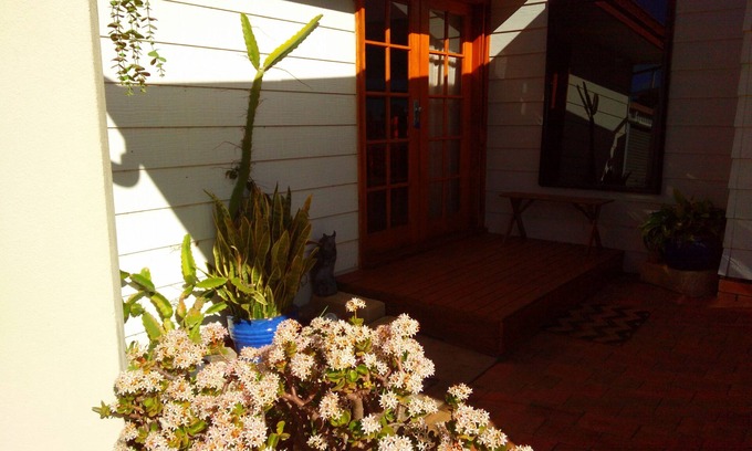 Condingup Apartment | Unforgettable Stays at ME MATES STUDIO with Ocean Views