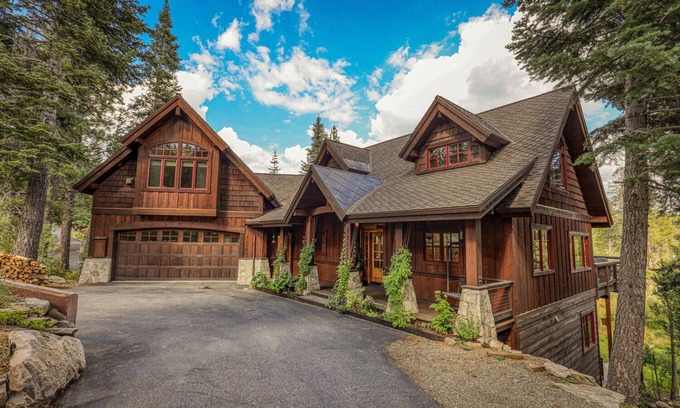 Truckee House | Meadow Magic: 4BR Retreat with Pool and Hot Tub Oasis