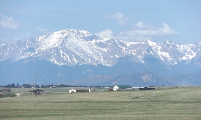 Colorado Springs House | Unforgettable Memories Await at Meadow Pine Hotel