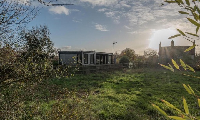 Woodbridge House | Explore Meadow View: New Pod Near Woodbridge, Rated 10/10