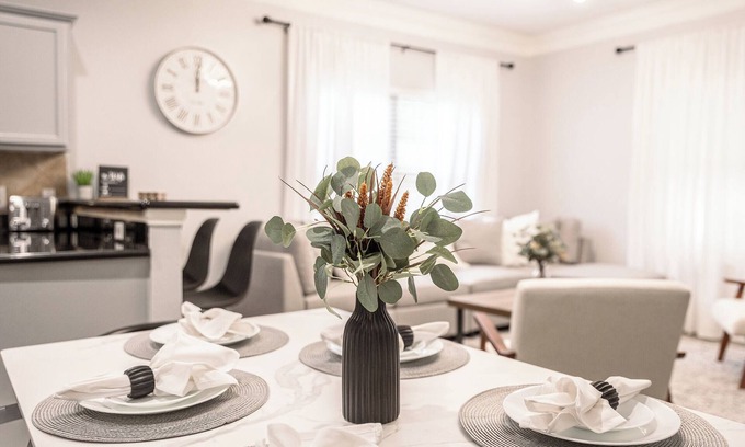 Foster Place House | Discover MedCenter Modern Retreat: King Suite with Office