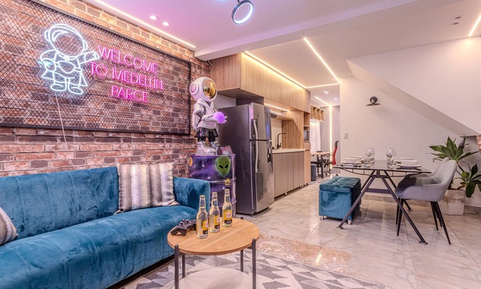 Medellin House | Vibrant Medellin Apartment: ArtPop Colors & Pet Friendly