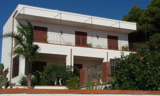 Marinella di Selinunte Villa | Elegant Mediterranean Villa with Oasis River Views