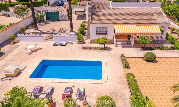 Quesada Villa | Elegant Mediterranean Villa with Private Pool in Quesada