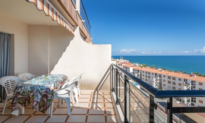 Santa Pola Apartment | Relaxing Mediterranean Sea Views with Pool & Terraces