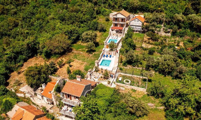 Tivat Villa | Delightful Mediterranean Villa with Pool, 10min to Beach