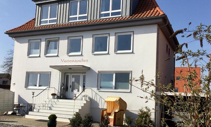 Dahme Hotel | Seaside Retreat: Meeresrauschen with Oceanfront Views