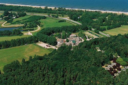 Koserow House | Relaxing Getaway at Ferienresort Damerow with Ocean Views