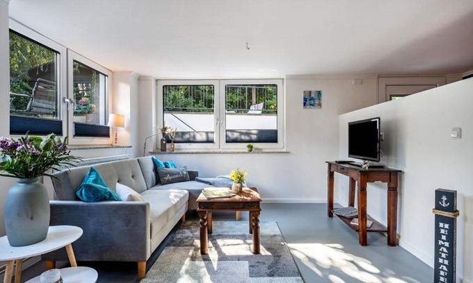 Brodten Apartment | Discover Meerlust Travemünde: Pet-Friendly 4-Star Retreat
