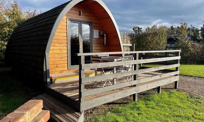 Brightlingsea House | Pet-Friendly MegaPod 3 at Lee Wick Farm Cottages