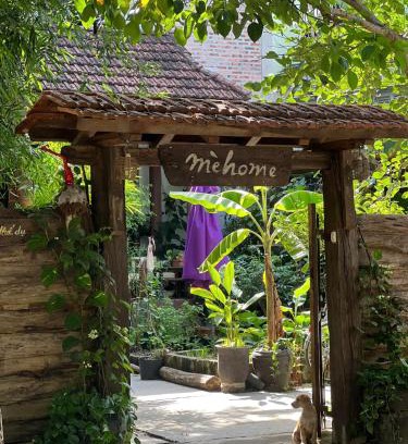 Huong Thuy Hotel | mehome