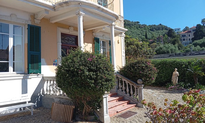 Imperia Cottage | "Meine Sonne Riviera Cottage" apartment in villa, sea view, garden, parking
