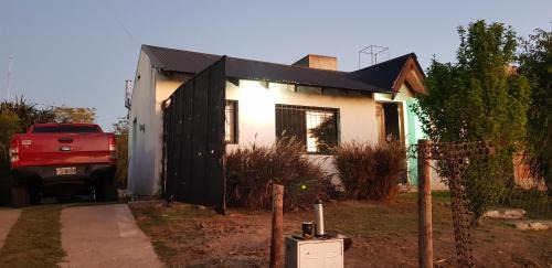 Victoria House | Ideal Getaway for Sun Lovers with Family-Friendly Amenities