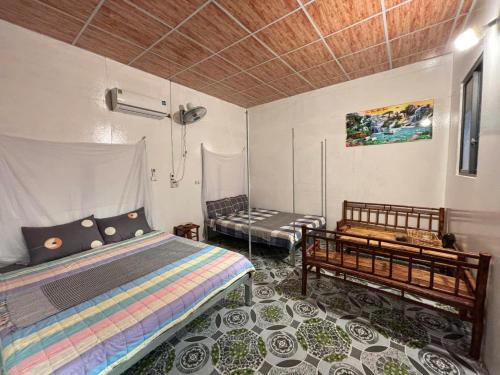 Ben Luc Cabin | Ideal Family Tiny Garden Homestay with Pet-Friendly Amenities