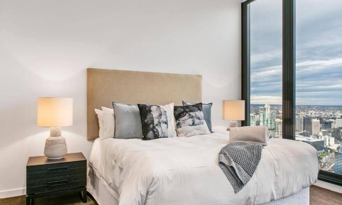 Southbank Apartment | Indulge in Melbourne City Apartments Skyview Penthouse
