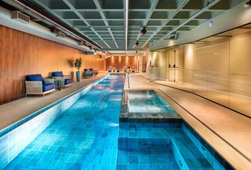 Cerqueira Cesar Hotel | Discover Meliá Paulista: 5-Star Comfort with Ocean View