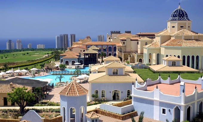 Benidorm Hotel | Elegant Melia Villaitana: Pool, Spa & Family-Friendly Stays