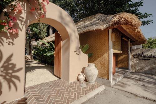 Tulamben Hotel | Relax at Melibe Dive Resort Bali with Oceanfront Amenities
