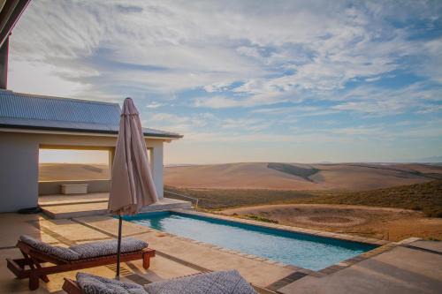 Breede River Valley Apartment | Elegant Melk Houte Bosch Manor House with Oceanfront Pool