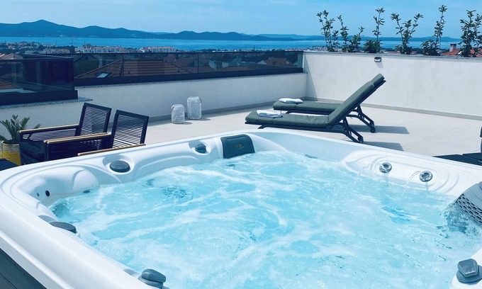 Zadar Apartment | Guest Rated 10/10: Melli Sunset Rooftop with Ocean Views