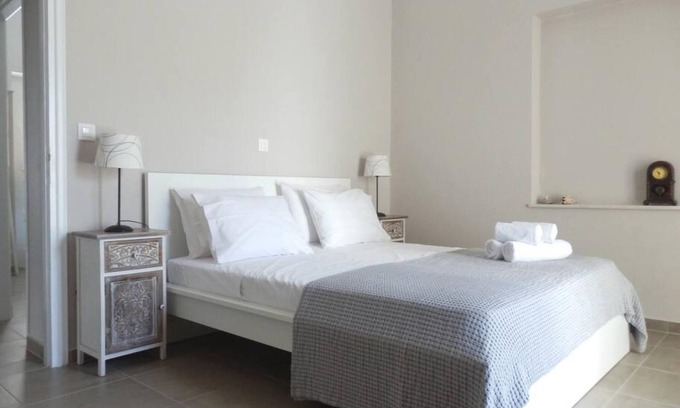 Tinos Town House | Relaxing Retreat in Tinos Town with Family-Friendly Amenities