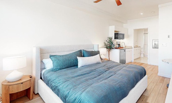 Fraser Hotel | Welcoming Mellow on Meadow Mile 2B - Rated 9/10, Family-Friendly